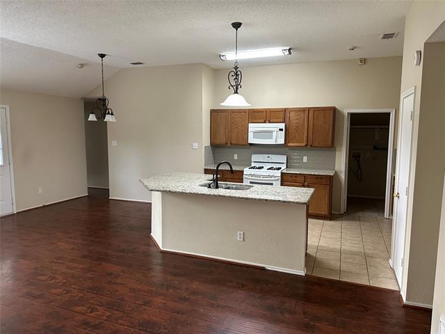 Foto del edificio - 327 Bayberry Trail