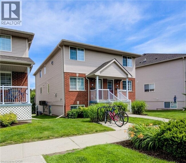 Building Photo - 139 Brighton St