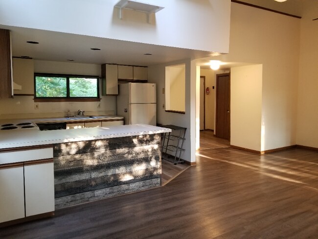Foto del edificio - 618 Mountain View Way