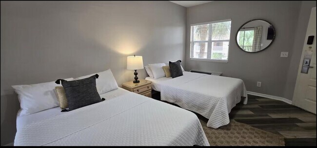 Building Photo - 10047 Perfect Dr