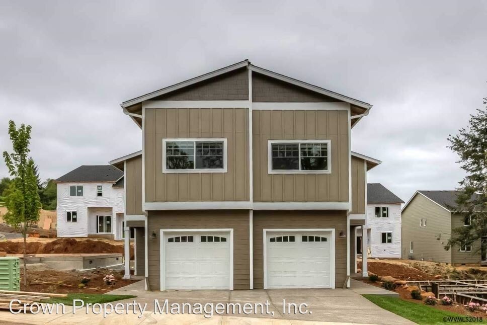 Foto principal - 1069-1071 Fir Pl SE