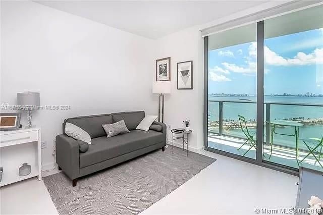 Foto del edificio - 501 NE 31st St