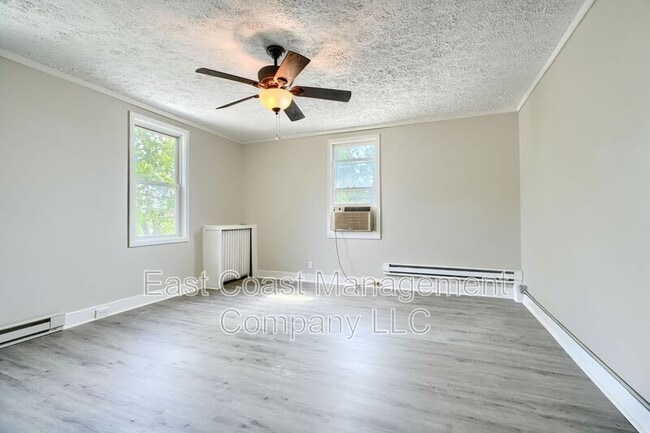Building Photo - 5510 Edna Ave