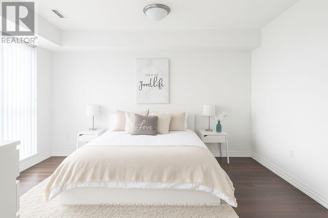 Photo du bâtiment - 55 Ann O'Reilly Rd