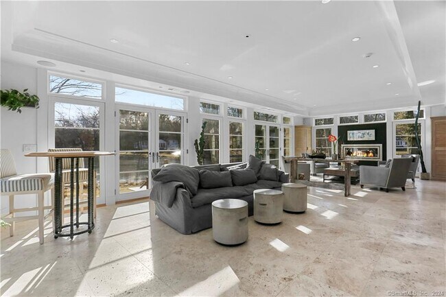 Foto del edificio - 47 Woodside Ave