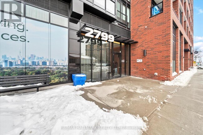 Building Photo - 2799-2799 Kingston Rd