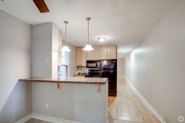 Foto del interior - 1400-1408 Spruce Pl – Oak Grove Downtown