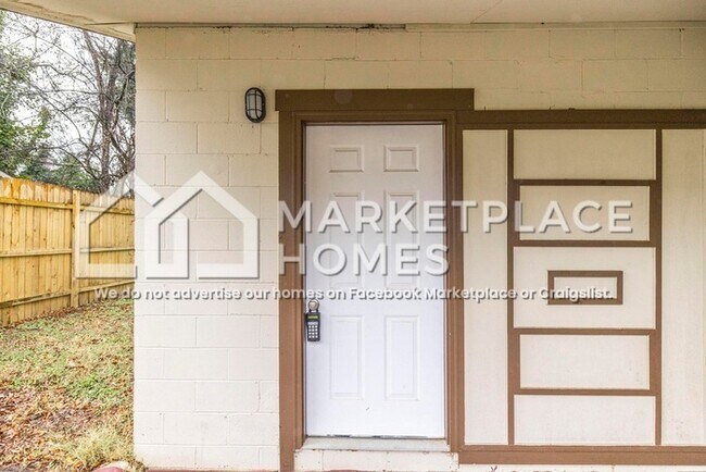 Foto del edificio - 955 Putnam St