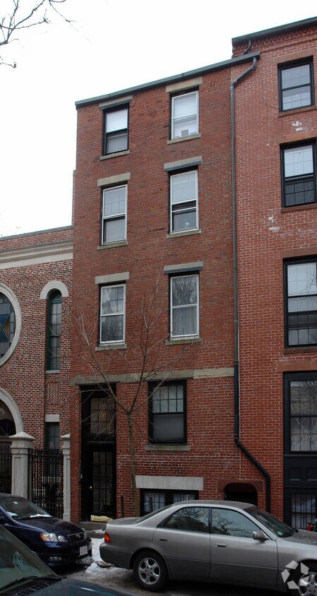 Building Photo - 20 Phillips Street