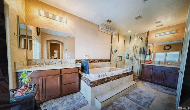 Building Photo - 410 Teramo Ct
