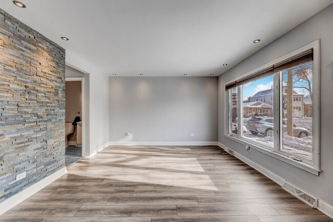 Foto del edificio - 5236 W 54th St