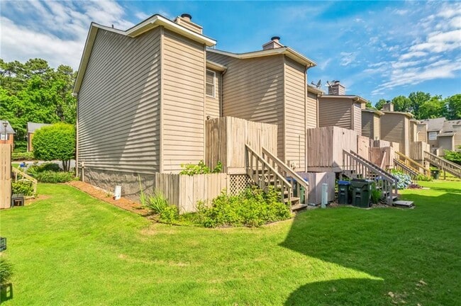 Foto del edificio - 4047 Elm St