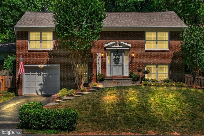 Foto del edificio - 10159 Marshall Pond Rd