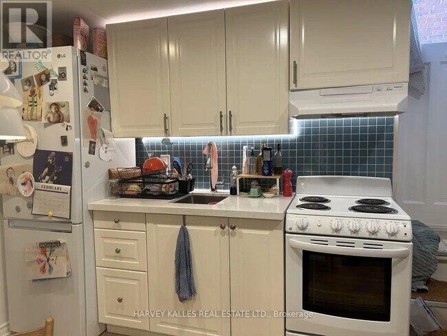 Building Photo - 17 Alberta Ave