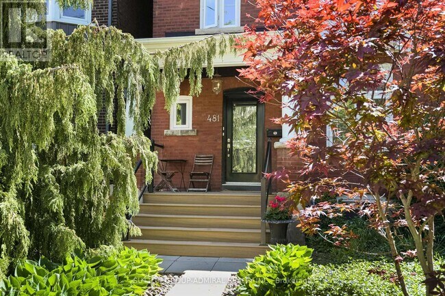 Photo du bâtiment - 481 Brock Ave