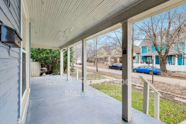 Foto del edificio - 415 N Oxford St