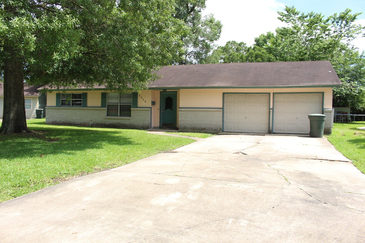 3815 Eloise St, Beaumont, TX 77707 House Rental in Beaumont, TX