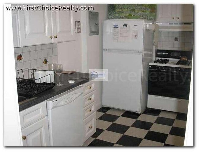 Foto del edificio - 98 Strathmore Rd