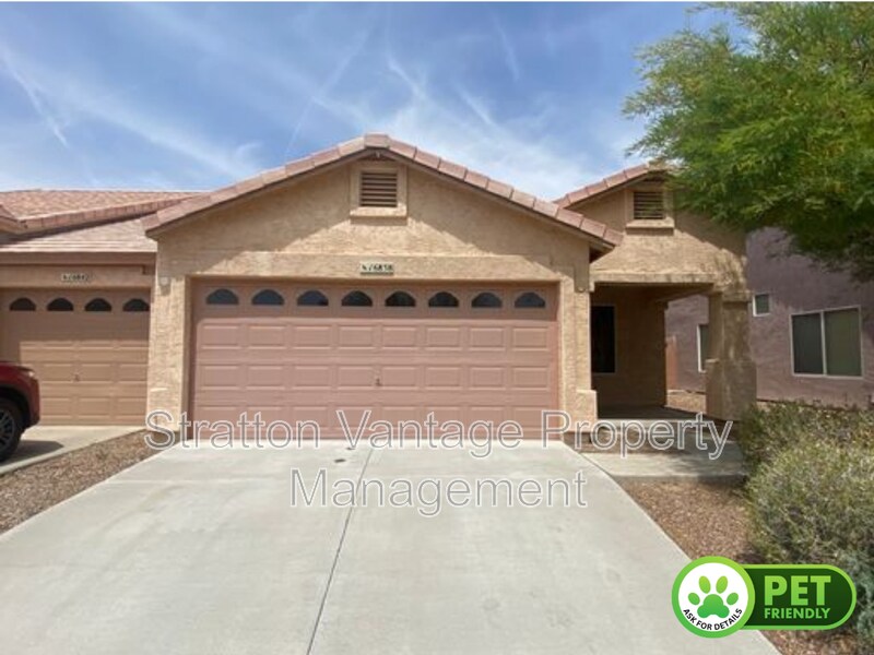 Foto principal - 16838 S 23rd St