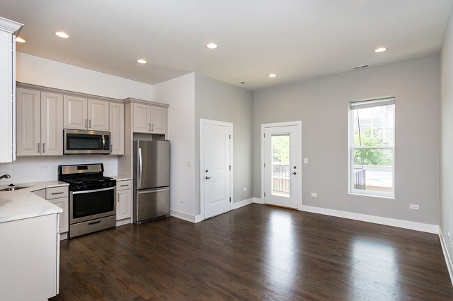 Foto del edificio - 447 N Carpenter St