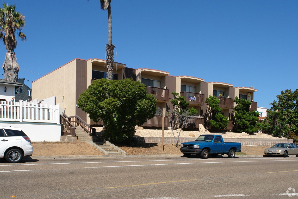 Primary Photo - 940 3rd St