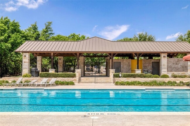 Building Photo - 7300 Colina Vista Loop