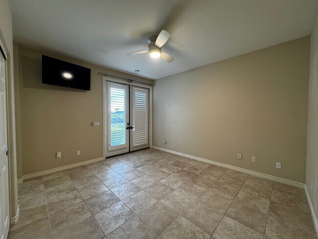 Building Photo - Gorgeous 4 Bedroom Home with Private Pool and Spa in Bear Creek