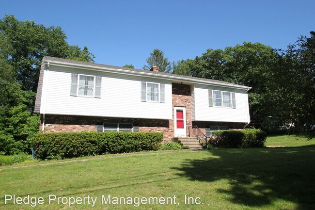 Building Photo - 3 br, 1.5 bath House - 25 Meeting House Hi...