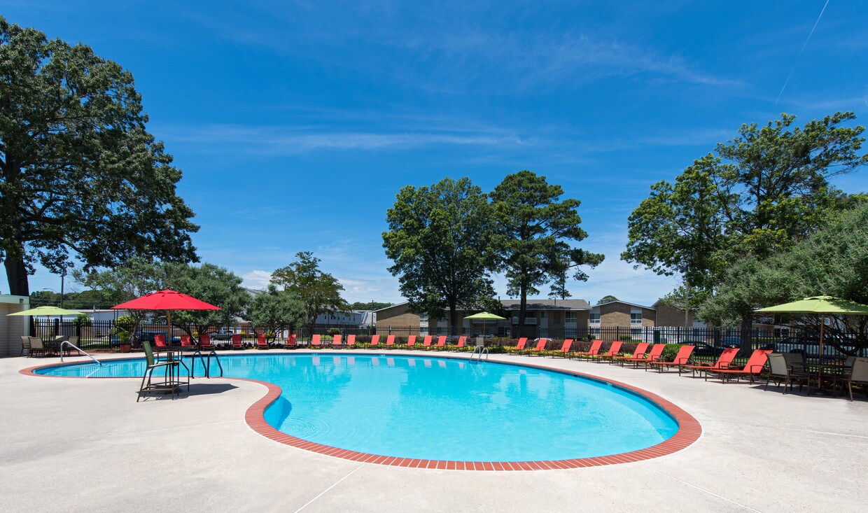 Pinewood Gardens Apartments Norfolk, VA