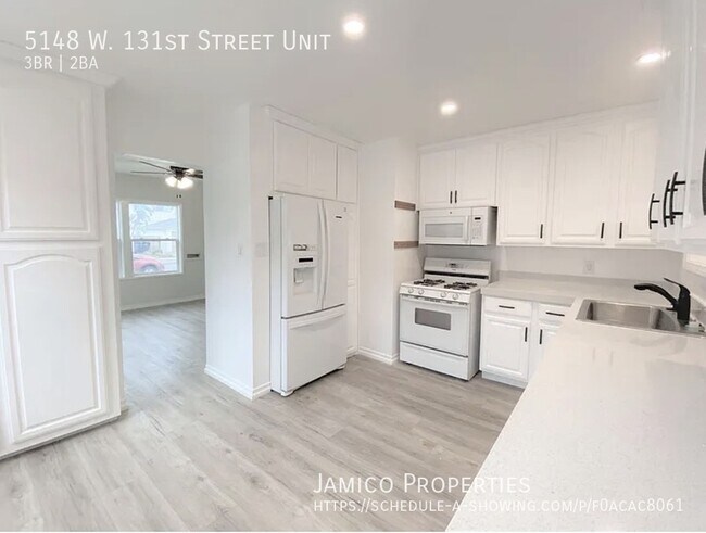 Foto del edificio - 5148 W 131st St
