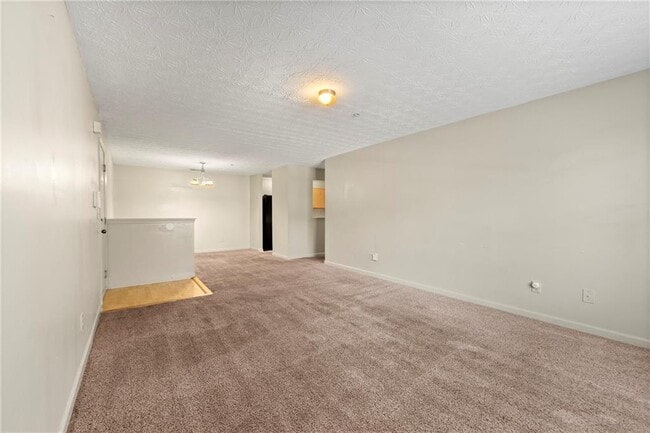 Building Photo - 9202 Fairington Ridge Cir