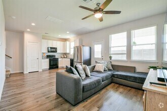 Building Photo - 24967 Goldoni Dr
