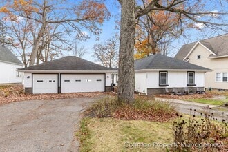 Building Photo - 7293 Davies Dr NE