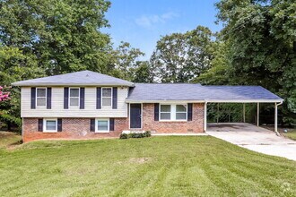 Building Photo - 2654 Luke Dr