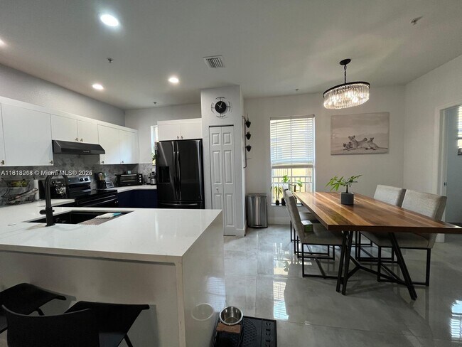 Foto del edificio - 2520 SW 14th Ave