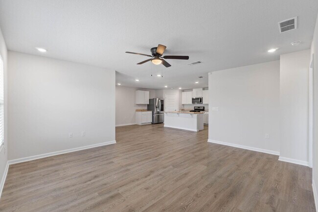 Foto del edificio - 4603 Honor Guard Wy