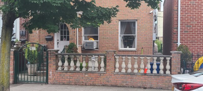 Foto del edificio - 28-48 47th St