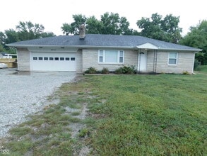 Building Photo - 6985 E County Rd 100 S