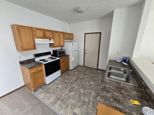 Foto del edificio - 748 W Belmont Ave