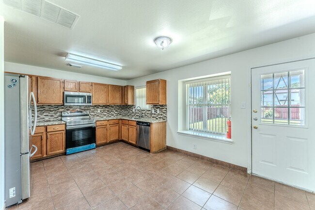 Foto del edificio - 1339 Diamond Bluff