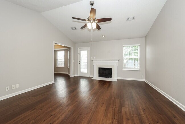Foto del edificio - 7551 W Winchester Dr
