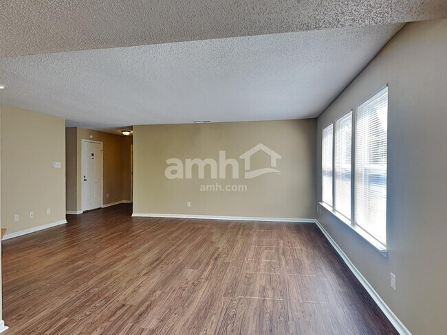 Building Photo - 14324 Orange Blossom Trail