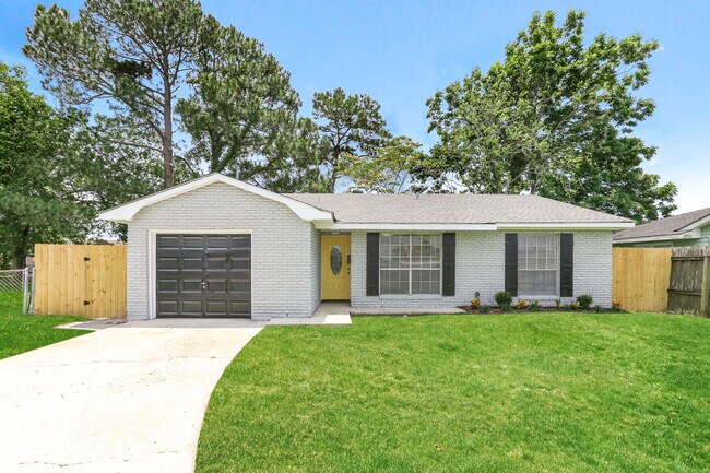 Building Photo - 112 Grambling Ct