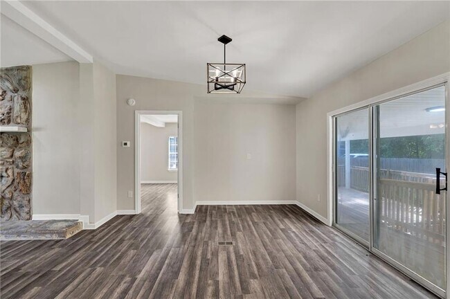 Foto del edificio - 125 Sharon Ave