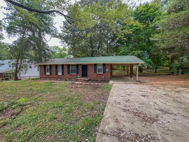 Building Photo - Charming Single-Family Home!