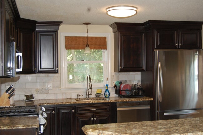 Building Photo - 12 Partridge Cir