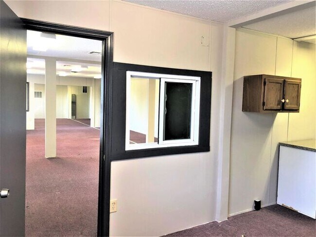Building Photo - SW Greensboro Office Building on Hilltop R...