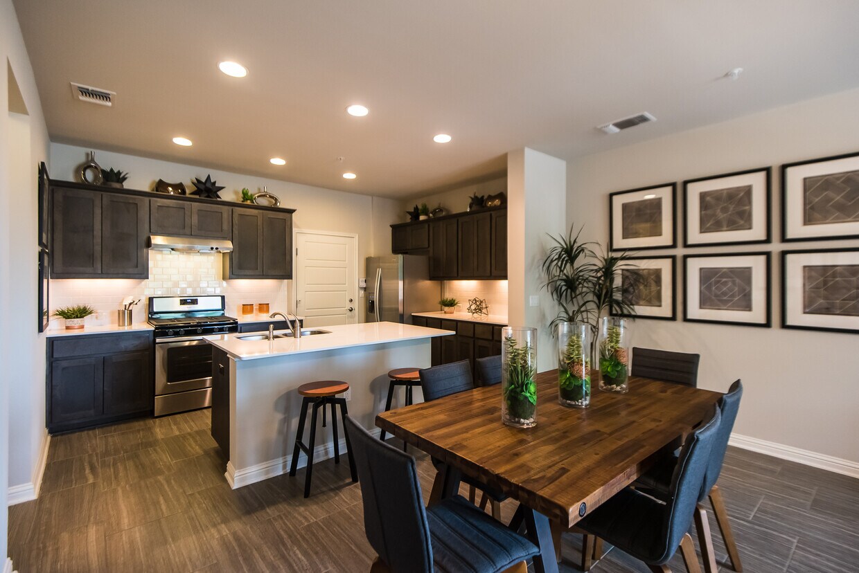 Main - 6814 E Riverside Dr