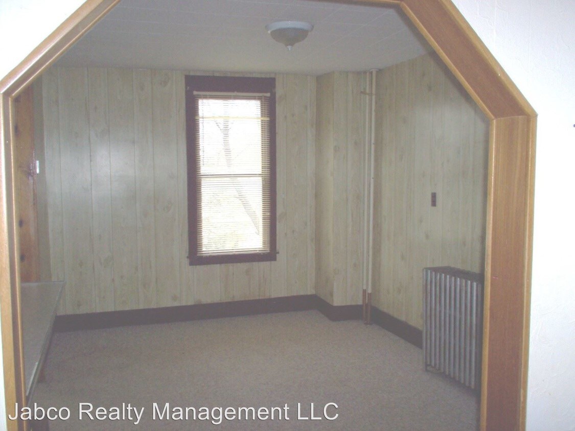 Foto del edificio - 3 br, 1 bath Apartment - 237 Penn Street (N)
