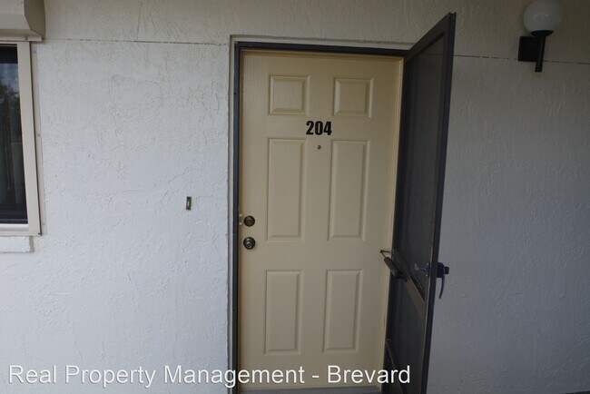 Foto del edificio - 300 S Sykes Creek Pkwy